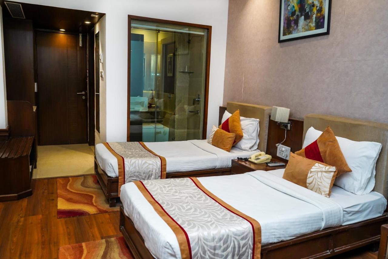 Hotel Gwalior Regency Buitenkant foto