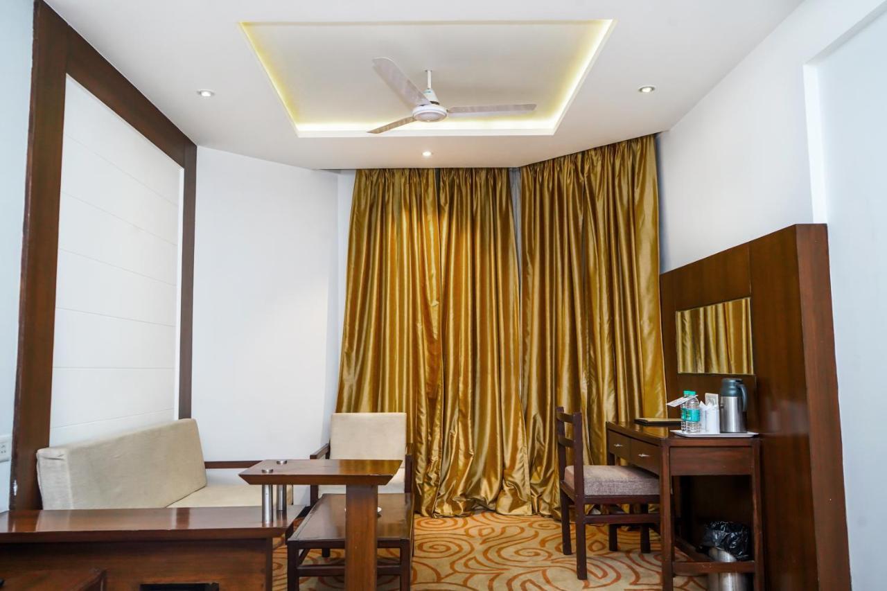 Hotel Gwalior Regency Buitenkant foto