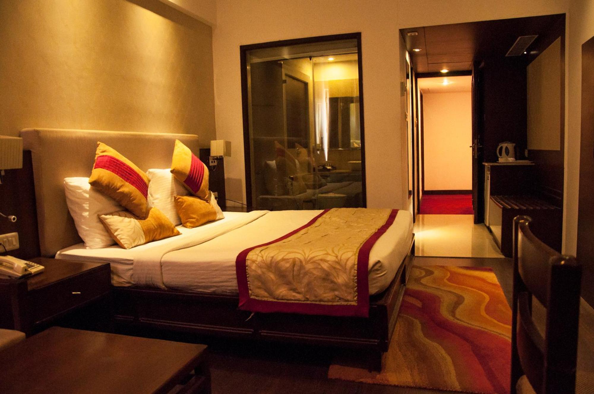Hotel Gwalior Regency Buitenkant foto