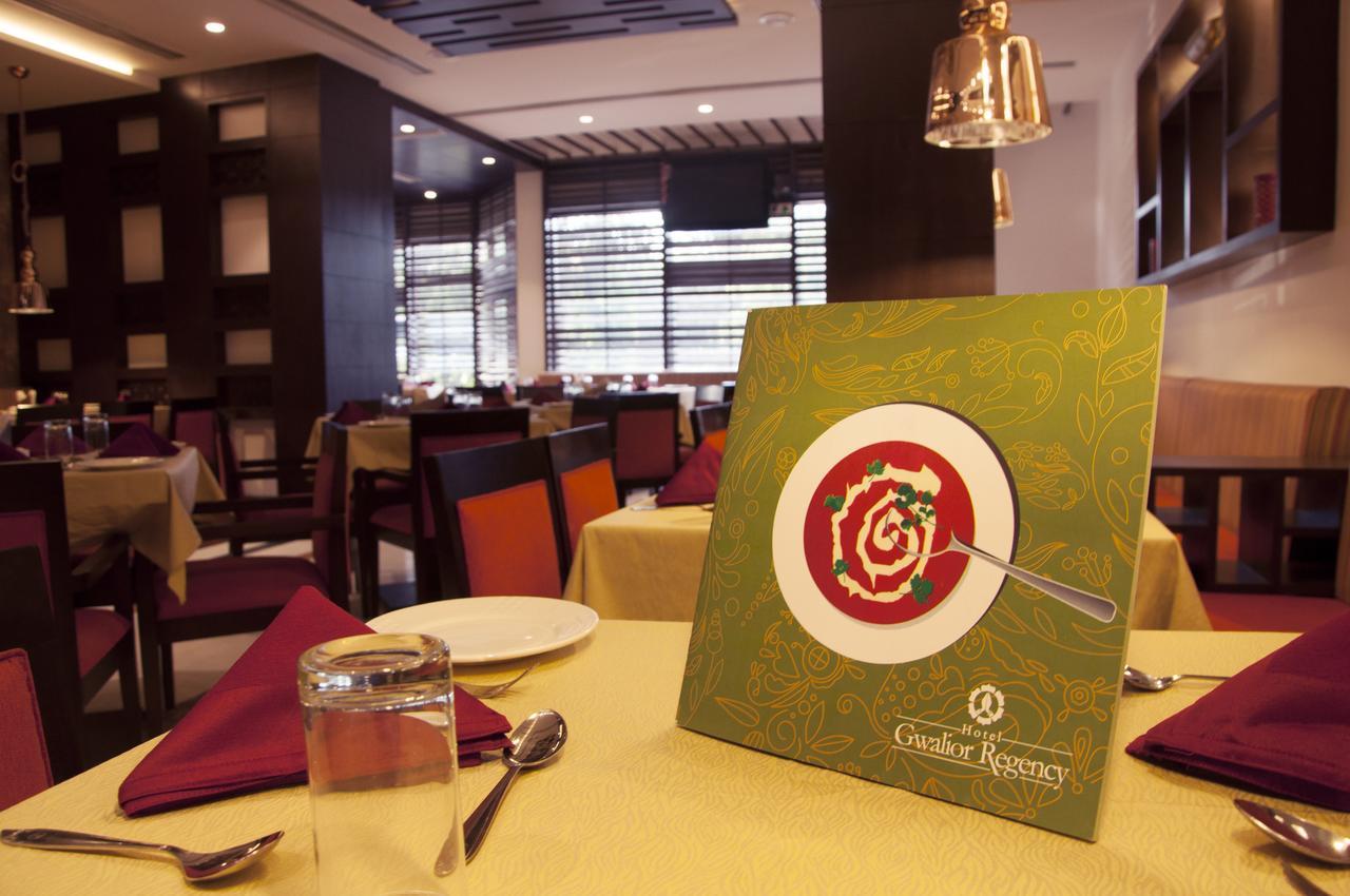 Hotel Gwalior Regency Buitenkant foto