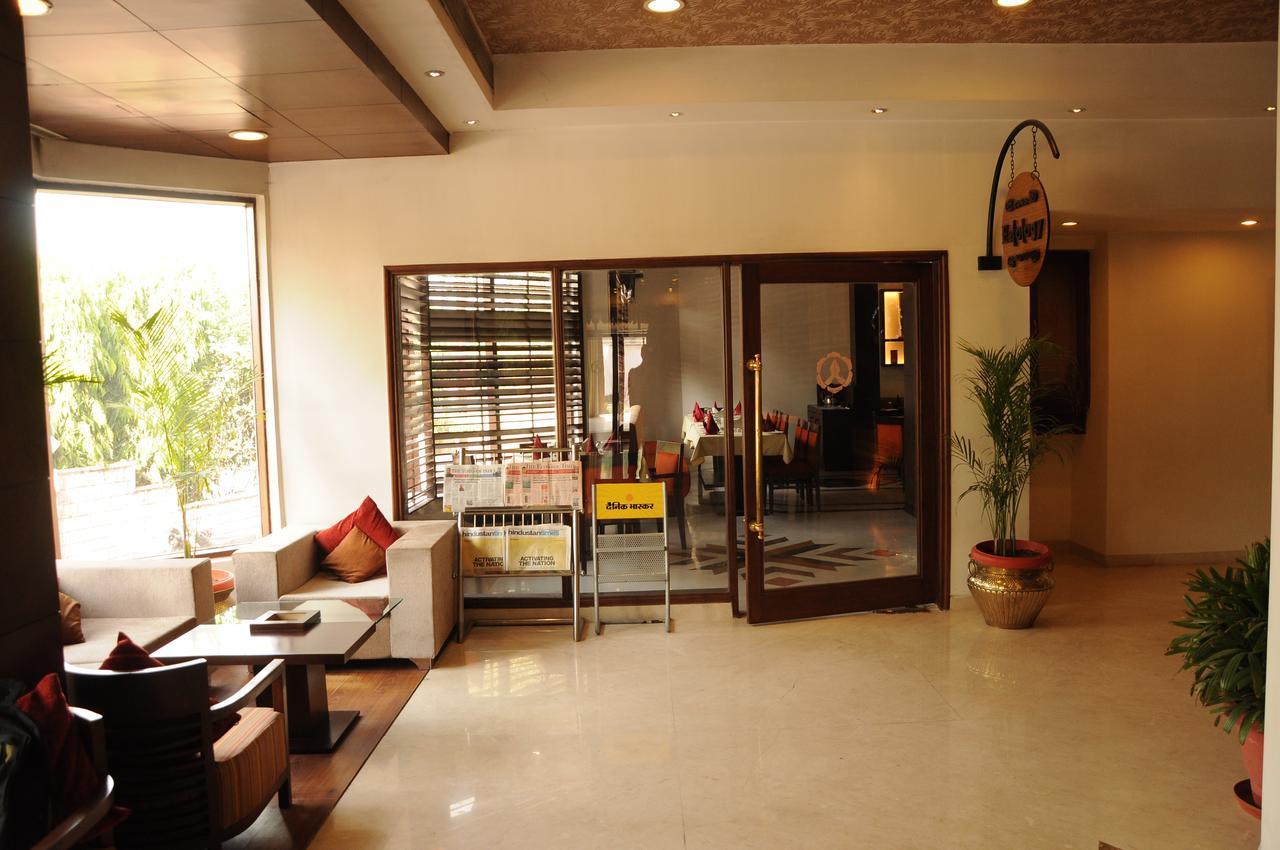 Hotel Gwalior Regency Buitenkant foto